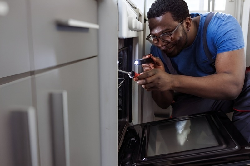 APPLIANCES REPAIR, HVAC SALES & REPAIR in Burbank